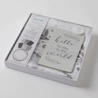 Jiggle & Giggle Grey Wreath Milestone Muslin Set